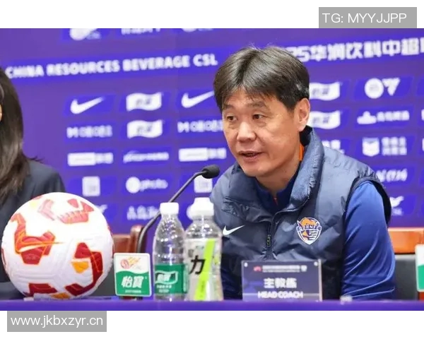 李霄鹏呼吁球迷宽容：主场被喊下课是常态应理解教练艰辛